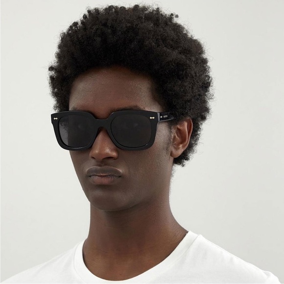 Gucci Other - New Authentic Gucci GG0912S 001 Black Square Sunglasses with Case